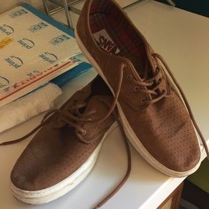 VANS perforated leather  shoe